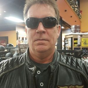 Meet your Posher, Greg